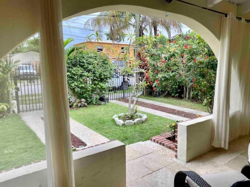 Entire Private Beautiful 2 Bedroom Plus Den House With Gated Front&Back Yard And Free Parking 10Min Drive To Miami Beach Exterior foto