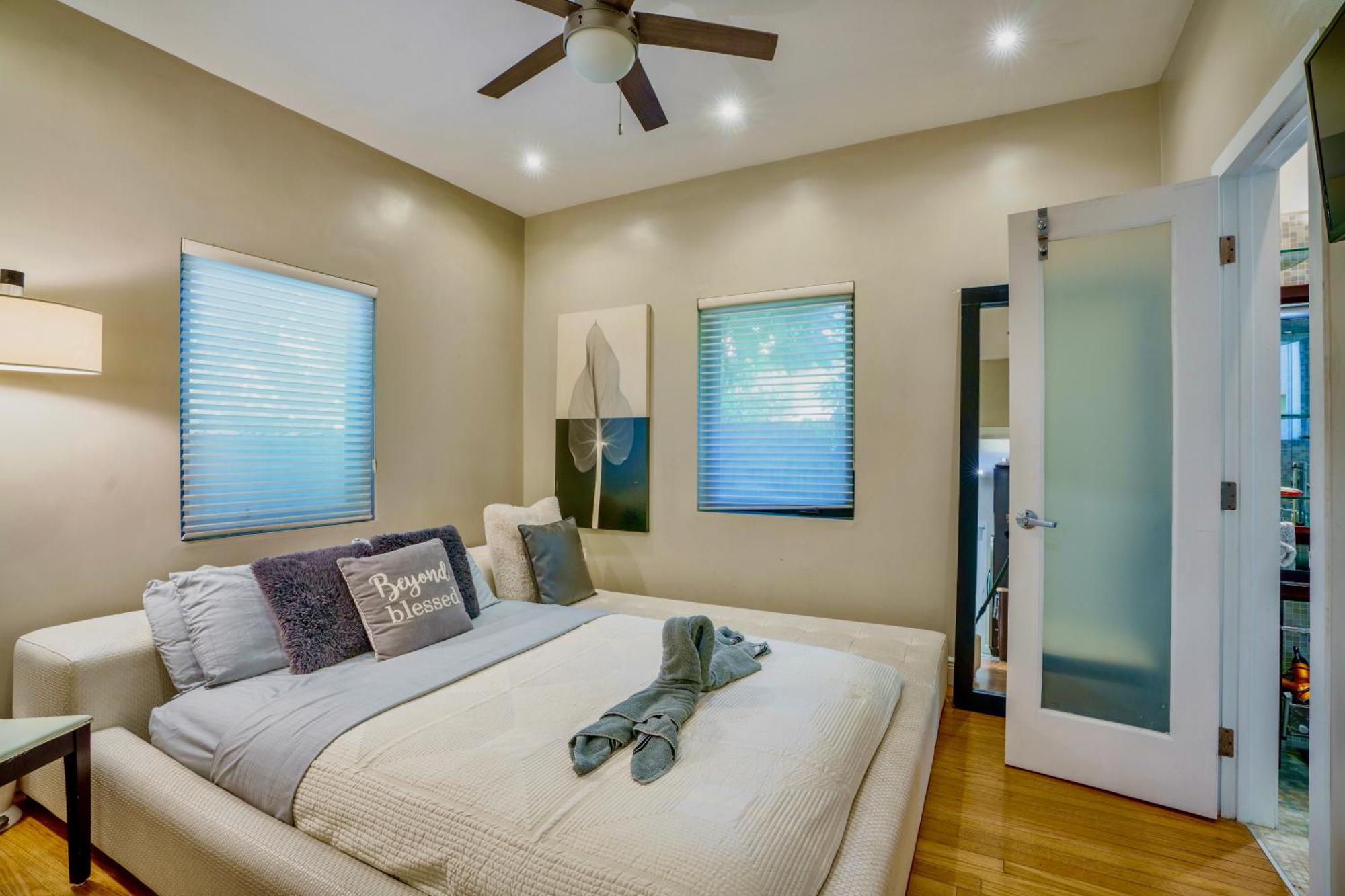 Entire Private Beautiful 2 Bedroom Plus Den House With Gated Front&Back Yard And Free Parking 10Min Drive To Miami Beach Exterior foto